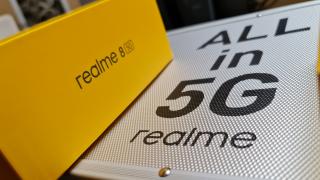 Poţi câştiga un telefon Realme 8 5G şi o pereche de căști wireless Realme; Iată condiţiile!