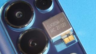 Oppo Reno6 Pro+ îşi dezvăluie camera şi componentele în fotografii closeup; Reno6 e certificat de TENAA