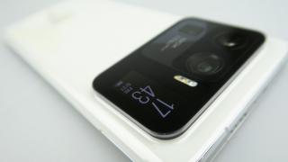 Ecranul secundar din spatele lui Xiaomi Mi 11 Ultra va beneficia de extra funcționalități, printre care și suport pentru înregistrare video