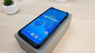 ASUS ZenFone 8: OS, UI, aplicaţii cu un Zen UI 8.0 care e cât mai neintruziv, dar personalizabil