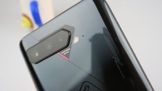 ASUS ROG Phone 5 Pro: Probabil cea mai bună cameră de pe un smartphone de gaming din 2021