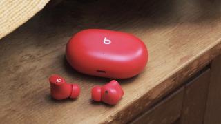 Căştile Beats Studio Buds devin oficiale: căşti wireless cu ANC, pairing ultra rapid cu terminale iOS, Android