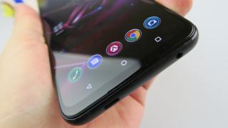 ASUS ROG Phone 5 Pro: Conectivitate excelentă, cu 5G, WiFi 6E și două porturi USB-C