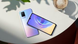 vivo V21 5G debutează oficial pe piața din România, telefonul pentru selfie-uri perfecte echipat cu o cameră frontală de 44 mpx cu OIS
