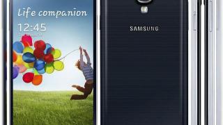 Samsung Galaxy S 4 disponibil la pre-comandă în Rusia pentru un preț usturător