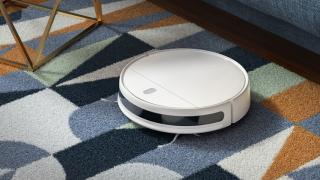 Turul Magazinelor #939: Xiaomi Mi 11 Lite 4G la cel mai bun preţ, monitor LG, aspirator robot Xiaomi sub 600 lei