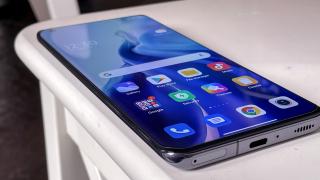 Xiaomi a brevetat 4 noi smartphone-uri high-end, cu display-uri curbate și sisteme avansate de cameră; Iată schițele terminalelor