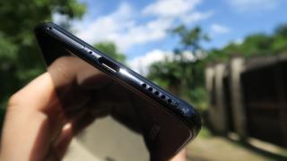 Xiaomi Mi 11 Lite 4G: Conectivitate stabilă, dual SIM hibrid, infraroșu