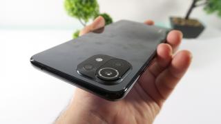 Xiaomi Mi 11 Lite 4G: Hardware peste un midrange "tradițional", cu accent pe display-ul AMOLED