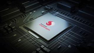 Snapdragon 895 are scorurile dezvăluite în GeekBench 5; Procesorul ar fi mai puternic față de Snapdragon 888, însă noul Exynos 2200 l-ar întrece