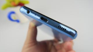Samsung Galaxy A32 5G: Acustica propune volum ridicat, extra bas, mai puţine înalte