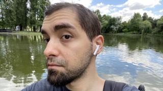 Huawei Freebuds 4 Unboxing + Review: căşti echilibrate mai mult pentru vloggeri şi vorbăreţi