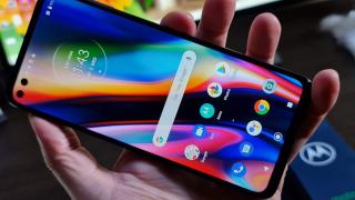 Motorola Moto G 5G Plus: Display OK pentru filme şi jocuri, fără recorduri