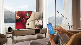 Huawei prezintă noul televizor Smart Screen V75 Super cu panou MiniLED și sistem audio cu 20 boxe (75W); Este anunțat și V98 cu ecran de 98 inch