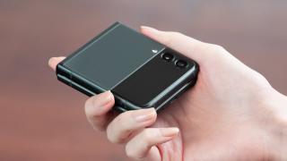 Preț și disponibilitate Samsung Galaxy Z Flip 3 în România