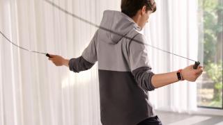 Brățara de fitness Huawei Band 6 poate fi achiziționată pentru doar 170 de lei astăzi!