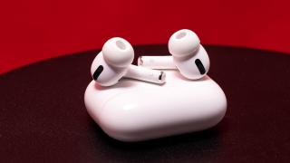 Turul Magazinelor #962: Televizor 4K sub 900 lei, AirPods Pro şi FreeBuds Pro la ofertă + monitor gaming