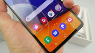 Samsung Galaxy A72 4G: OS, UI, aplicaţii cu 85% din experienţa Galaxy S21