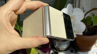 Samsung Galaxy Z Flip 3 5G: Hardware conceput pe urmă feedback-ului, cu ecran extern mai mare