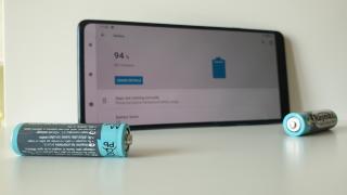 Motorola Edge 20: Baterie mai modestă privind capacitatea, în ton cu talia de fotomodel, dar prestează satisfăcător