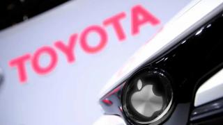 Apple ar putea colabora cu Toyota pentru fabricarea primei sale mașini electrice (Zvon)