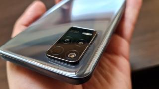 Turul Magazinelor #977: Telefon 5G sub 1000 lei, laptopuri ASUS şi Lenovo Back to School la preţ bun, Oculus Quest 2 în stoc