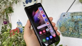 Samsung Galaxy Z Fold 3 5G: OS, UI, aplicaţii axate pe productivitate, cu suport S-Pen, Flex