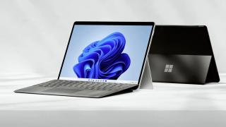 Microsoft Surface Pro 8 a sosit oficial: tabletă cu ecran de 120 Hz, CPU nou, Thunderbolt 4
