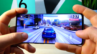 OPPO Reno 6 Pro 5G: Benchmark-uri la bătaie cu flagshipurile din 2020