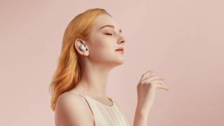 Xiaomi aduce la vânzare în România noile căști Redmi Buds 3 Pro cu ANC hibrid și încărcare wireless