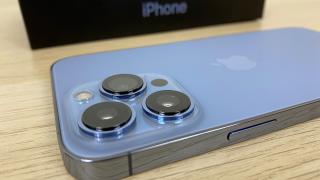 Apple iPhone 13 Pro Unboxing: încercăm Macro, Cinematic Video, ecranul de 120 Hz şi iată primele impresii (Video)