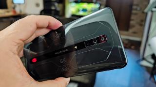 Nubia Red Magic 6s Pro: Design mai cuminte şi discret, corp din materiale premium