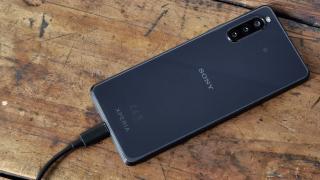 Sony Xperia 10 III se vinde acum fără încărcător în câteva țări; Iată cu cât este redus costul telefonului