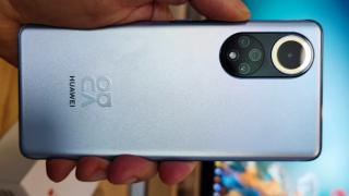 HUAWEI Nova 9: Design extravagant, de fotomodel tehnologic