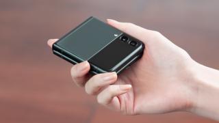 Samsung va maximiza capacitatea de producție a pliabilelor anul viitor; Compania se va concentra pe Galaxy Z Flip 4 în 2022