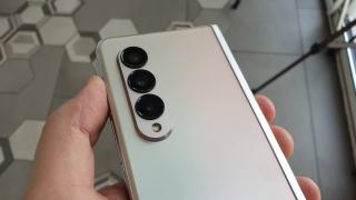 Samsung Galaxy Z Fold 3 are camera mai bună decât Galaxy S21 Ultra confom DxoMark!? Încă un rezultat bizar al francezilor