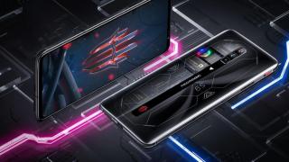 ZTE lucrează la 3 telefoane cu procesor Snapdragon 8 Gen 1; Două sunt modele de gaming Nubia Red Magic 7