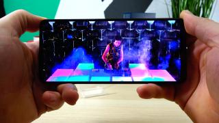 Motorola Moto G60: Display pentru consum multimedia acasă, mai degrabă decât afară