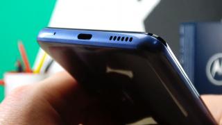 Motorola Moto G60: Acustică mono, cu un plus la volum
