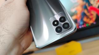 realme 9 Pro+ îşi dezvăluie detalii legate de cameră: senzor de 12.6 MP cu deschidere F/1.8 în spate, cameră selfie de 4 MP