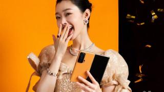 Telefonul pliabil Honor Magic V îşi dezvăluie specificaţiile complete: ecran pliabil de 7.9 inch, cameră triplă de 50 MP