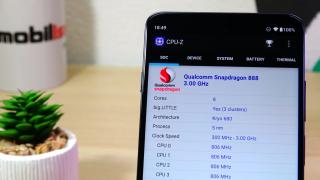 Motorola Moto G200 5G: Hardware de wannabe flagship relevant pe final de 2021