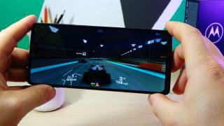Motorola Moto G200 5G: Benchmark-uri cu performanţă de top 10 şi un CPU cu frecvenţă superioară