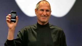 iPhone împlineşte 15 ani: cum a transformat iPhone, Apple, într-o companie de 3 trilioane de dolari