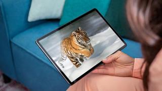 Tableta Lenovo Tab P11 Pro cu ecran OLED 2.5K primește o reducere atractivă pe Cafago și livrare Duty Free