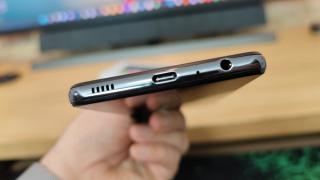 Samsung Galaxy A52s 5G: Conectivitate specifică midrange, acum şi cu Wi-Fi 6