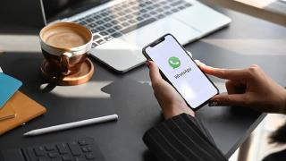 Transferul conversațiilor WhatsApp între Android și iOS va fi disponibil curând pentru toate telefoanele
