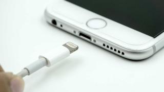 UE face obligatoriu portul USB-C pe telefoane, alte dispozitive până la final de an 2022