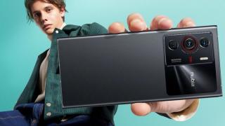 Nubia Z40 Pro acum în imagini oficiale; Are ecran curbat și un modul de cameră generos în spate