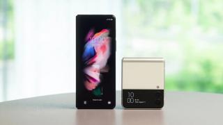 Popularitatea smartphone-urilor pliabile e în creștere; Livrările de componente s-ar dubla în acest an conform analistului Ross Young